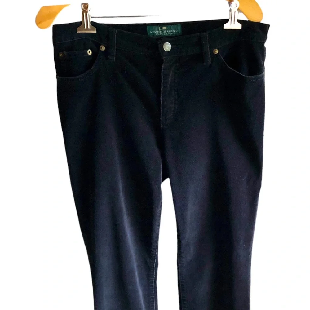 Lauren Ralph Lauren Fine Wale Corduroy Pants. Classic Straight. Black. Size 10 - Picture 4 of 12
